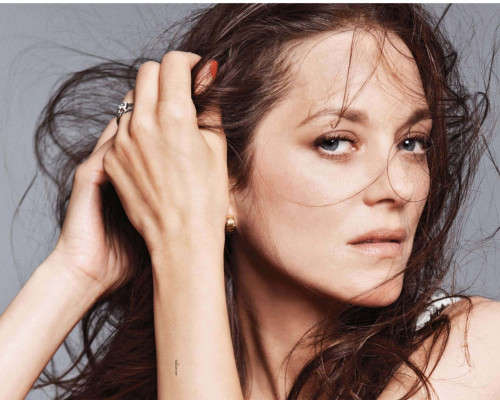 Marion Cotillard by Jan Welters for ELLE // 2021