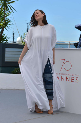 Marion Cotillard – ‘Ismael’s Ghosts’ Photocall at 70th Cannes Film Festival
