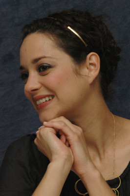 Marion Cotillard pic #319343