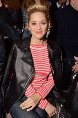 Marion Cotillard at Giorgio Armani Prive Show at 2018 Fashion Week in Paris 