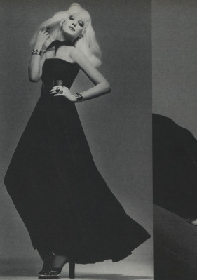 Marisa Berenson for US Vogue April 15th, 1972 by Richard Avedon