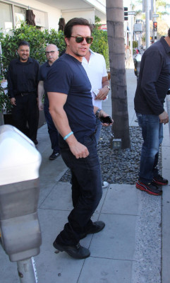 photo 7 in Mark Wahlberg gallery [id799473] 2015-03-31 00:00:00