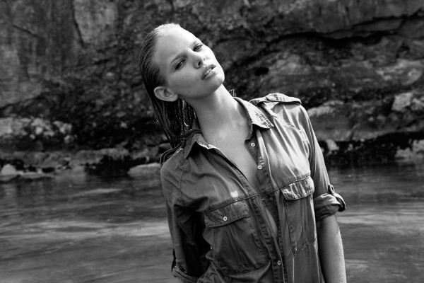 photo 3 in Marloes Horst gallery [id301769] 2010-10-06 00:00:00