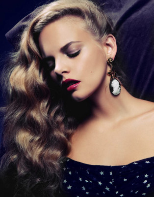 photo 15 in Marloes Horst gallery [id427588] 2011-10-11 00:00:00