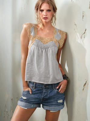 photo 14 in Marloes Horst gallery [id279284] 2010-07-21 00:00:00