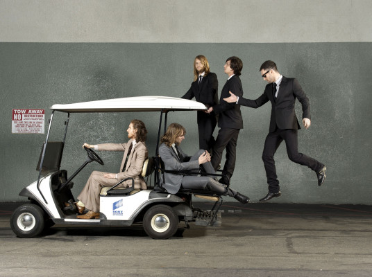 photo 13 in Maroon 5 gallery [id341859] 2011-01-14 00:00:00