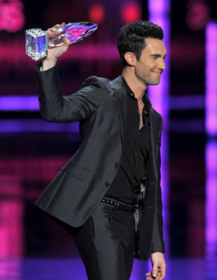 photo 6 in Maroon 5 gallery [id454608] 2012-01-24 00:00:00