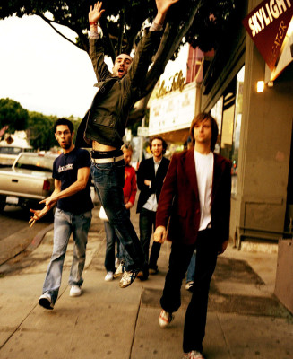 photo 8 in Maroon 5 gallery [id341864] 2011-01-14 00:00:00