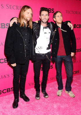 Maroon 5 pic #321374
