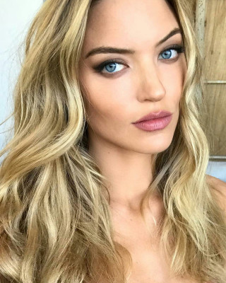 Martha Hunt pic #1024049