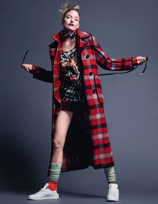 MARTHA HUNT in Elle Magazine, Italy November 2019