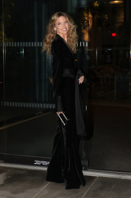 Martha Hunt – Arrives at Gigi Hadid’s 23rd Birthday Party in NY