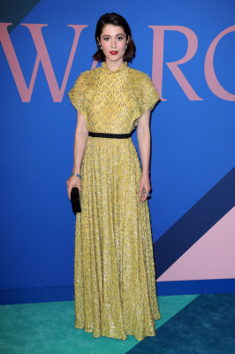 Mary Elizabeth Winstead – CFDA Fashion Awards in New York