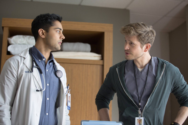 Matt Czuchry - The Resident (2018) 1x01 &#039;Pilot&#039;