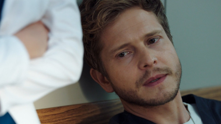 Matt Czuchry - The Resident (2018) 1x02 &#039;Independence Day&#039;