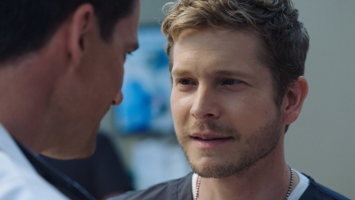 Matt Czuchry - The Resident (2018) 1x03 &#039;Comrades in Arms&#039;