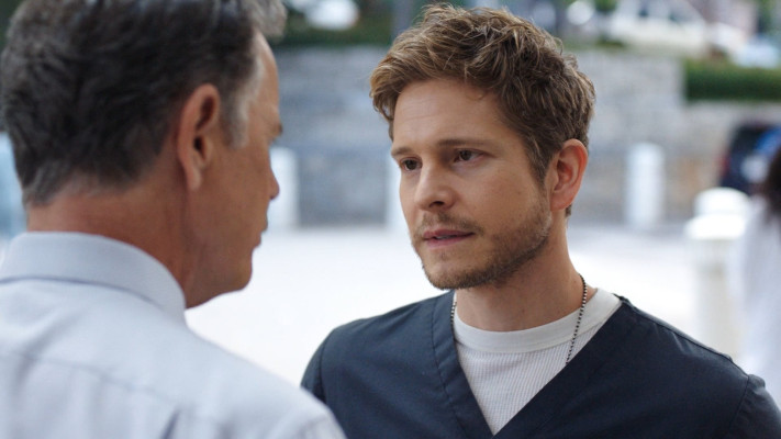 Matt Czuchry - The Resident (2018) 1x03 &#039;Comrades in Arms&#039;