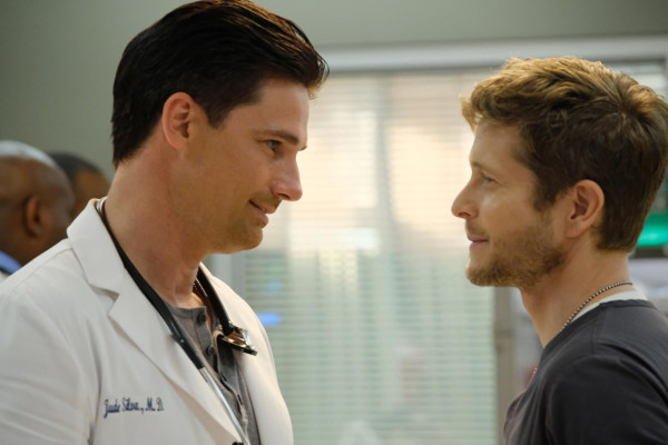 Matt Czuchry - The Resident (2018) 1x03 &#039;Comrades in Arms&#039;