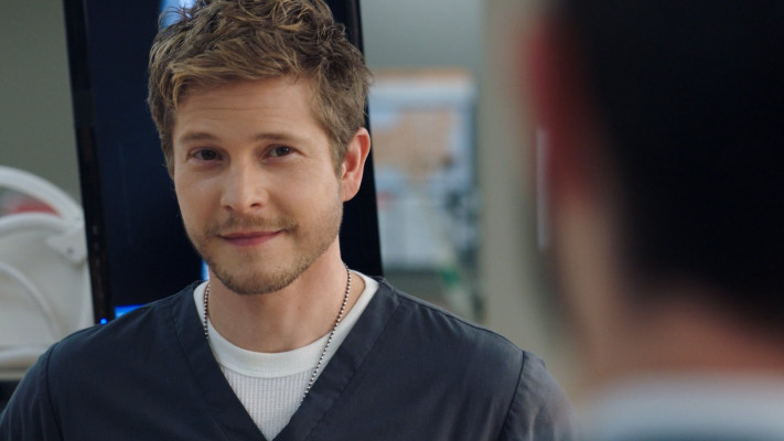 Matt Czuchry - The Resident (2018) 1x03 &#039;Comrades in Arms&#039;