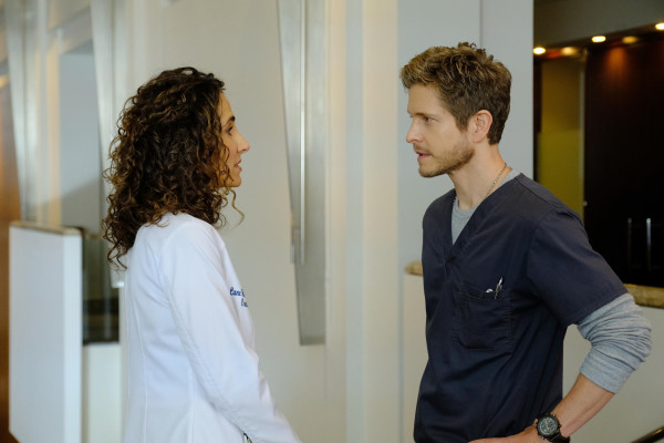 Matt Czuchry - The Resident (2018) 1x04 &#039;Identity Crisis&#039;
