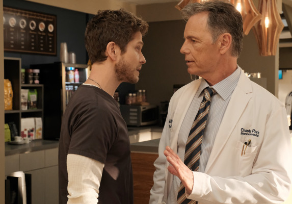Matt Czuchry - The Resident (2018) 1x06 &#039;No Matter The Cost&#039;