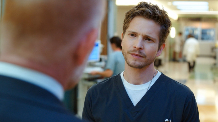 Matt Czuchry - The Resident (2018) 1x06 &#039;No Matter The Cost&#039;