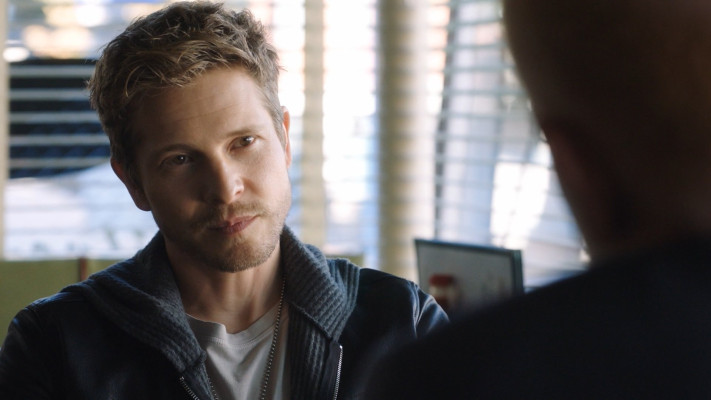 Matt Czuchry - The Resident (2018) 1x06 &#039;No Matter The Cost&#039;