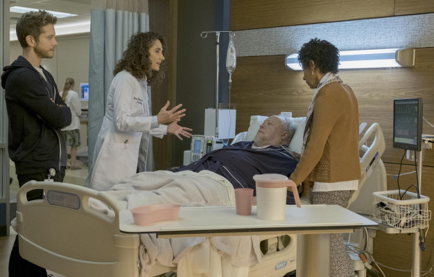 Matt Czuchry - The Resident (2018) 1x07 &#039;The Elopement&#039;