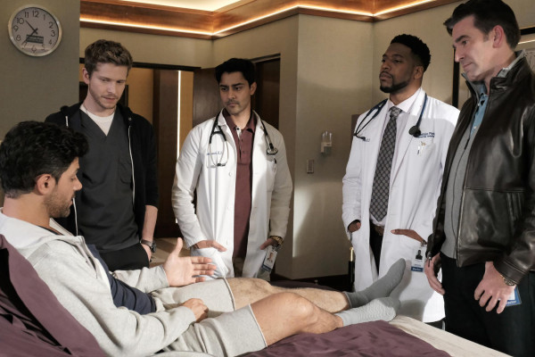 Matt Czuchry - The Resident (2018) 1x07 &#039;The Elopement&#039;