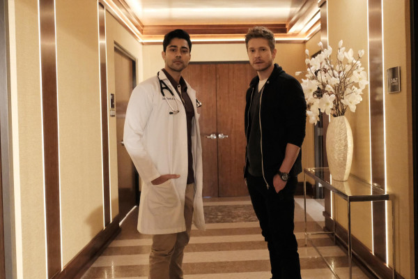 Matt Czuchry - The Resident (2018) 1x07 &#039;The Elopement&#039;
