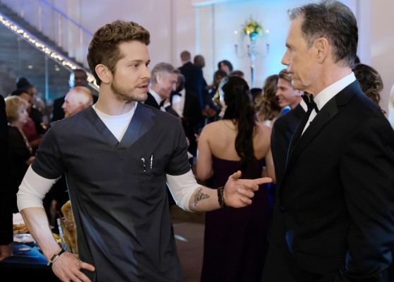 Matt Czuchry - The Resident (2018) 1x08 &#039;Family Affair&#039;