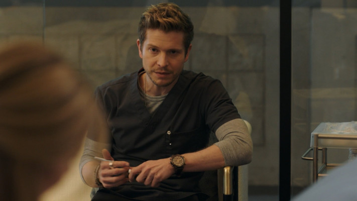 Matt Czuchry - The Resident (2018) 1x08 &#039;Family Affair&#039;