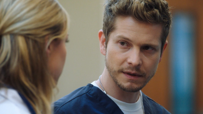 Matt Czuchry - The Resident (2018) 1x08 &#039;Family Affair&#039;
