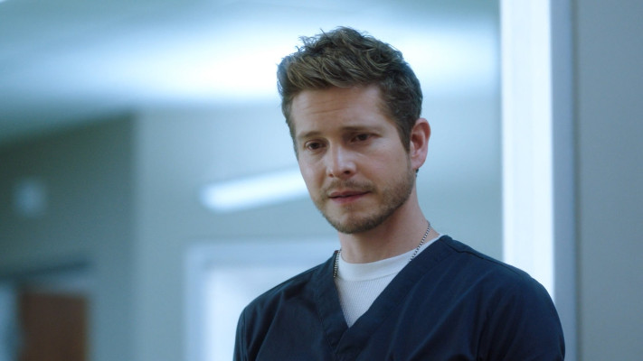 Matt Czuchry - The Resident (2018) 1x08 &#039;Family Affair&#039;