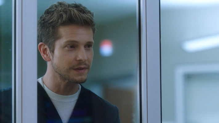 Matt Czuchry - The Resident (2018) 1x08 &#039;Family Affair&#039;