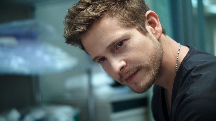 Matt Czuchry - The Resident (2018) 1x09 &#039;Lost Love&#039;