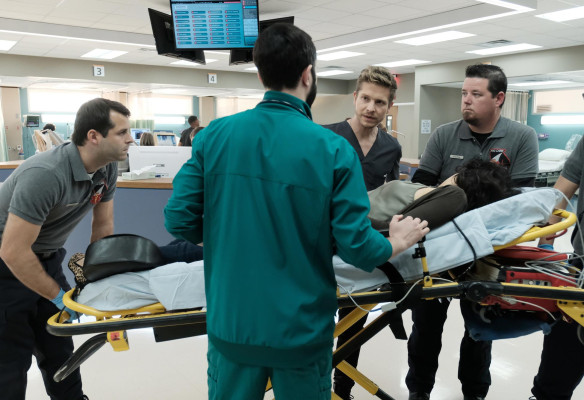 Matt Czuchry - The Resident (2018) 1x09 &#039;Lost Love&#039;