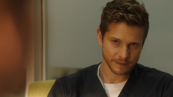 Matt Czuchry - The Resident (2018) 1x10 &#039;Haunted&#039;