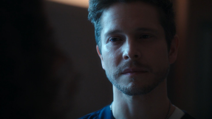 Matt Czuchry - The Resident (2018) 1x11 &#039;And the Nurses Get Screwed&#039;