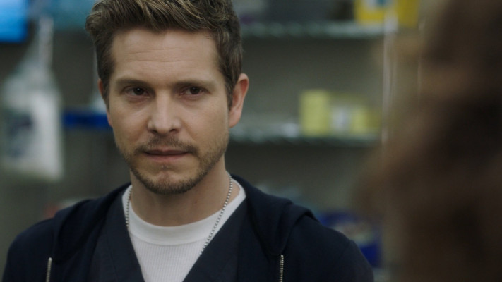 Matt Czuchry - The Resident (2018) 1x12 &#039;Rude Awakenings and the Raptor&#039;