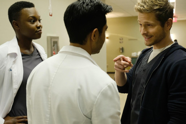 Matt Czuchry - The Resident (2018) 1x12 &#039;Rude Awakenings and the Raptor&#039;