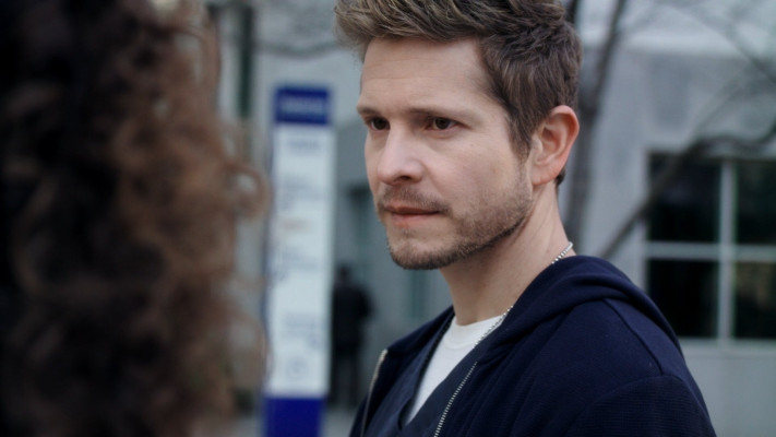 Matt Czuchry - The Resident (2018) 1x12 &#039;Rude Awakenings and the Raptor&#039;