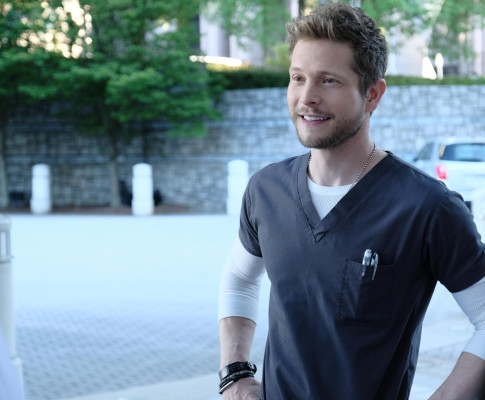 Matt Czuchry - The Resident (2018) 2x02 &#039;The Prince and The Pauper&#039;