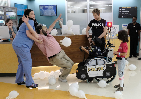Matt Czuchry - The Resident (2018) 2x05 &#039;The Germ&#039;