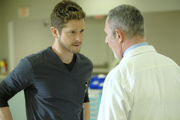 Matt Czuchry - The Resident (2018) 2x07 &#039;Trial &amp; Error&#039;