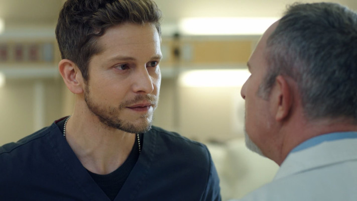 Matt Czuchry - The Resident (2018) 2x07 &#039;Trial &amp; Error&#039;