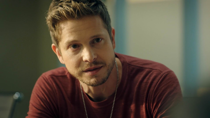 Matt Czuchry - The Resident (2018) 2x08 &#039;Heart in a Box&#039;
