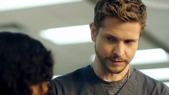 Matt Czuchry - The Resident (2019) 2x10 &#039;After The Fall&#039;