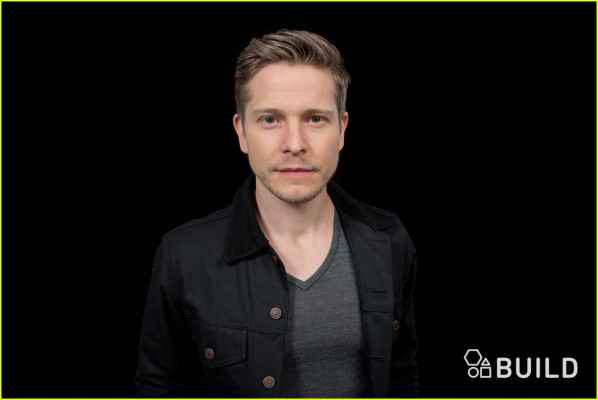 Matt Czuchry - AOL BUILD Portraits in New York 11/30/2016