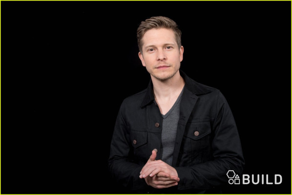 Matt Czuchry - AOL BUILD Portraits in New York 11/30/2016